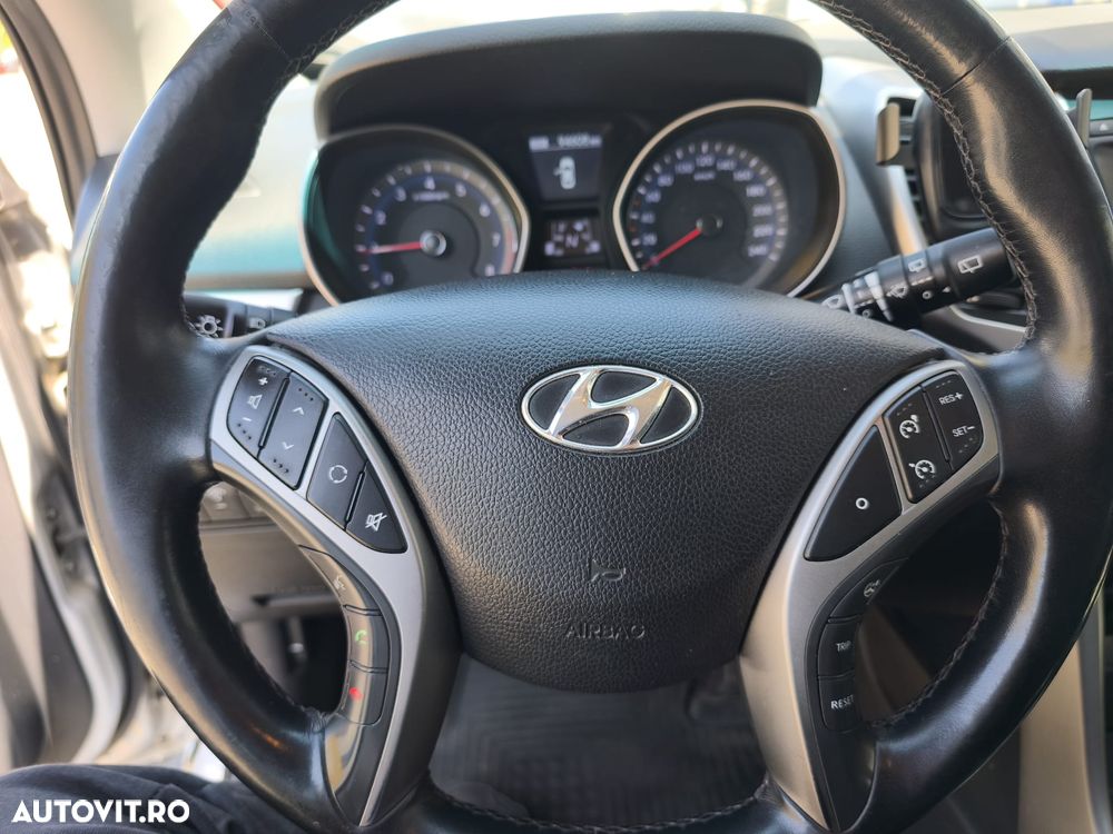 Hyundai i30 1.6 GDI Highway+ Aut. - 14