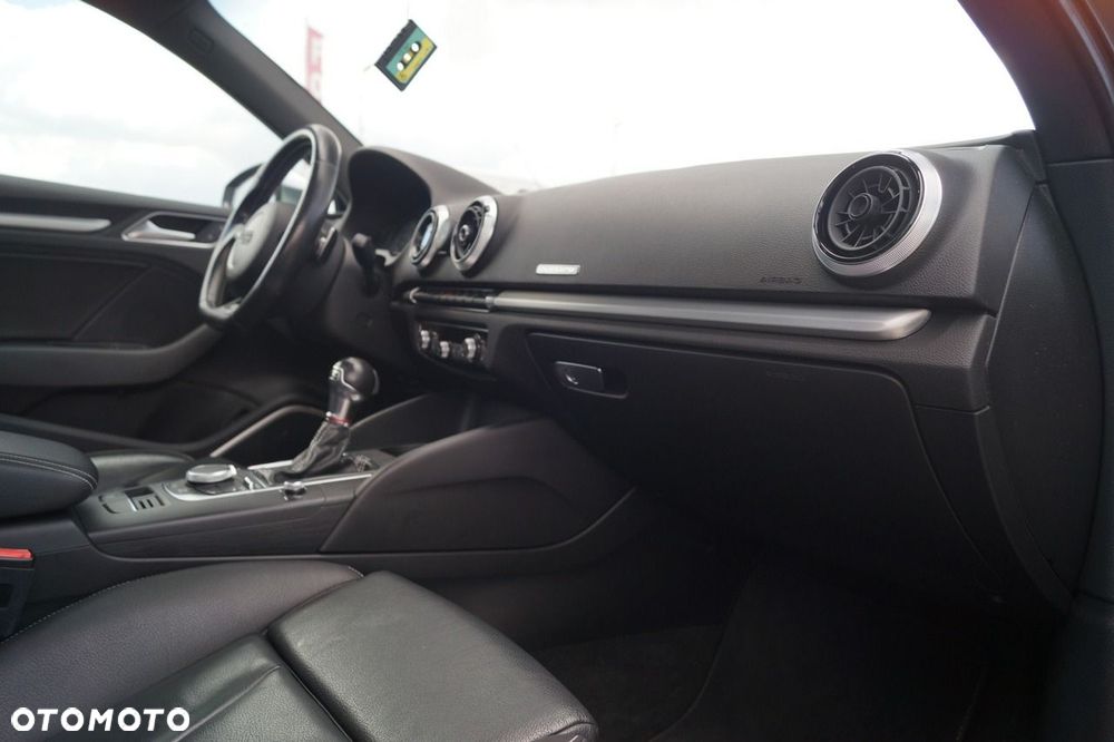 Audi S3 Limousine - 22