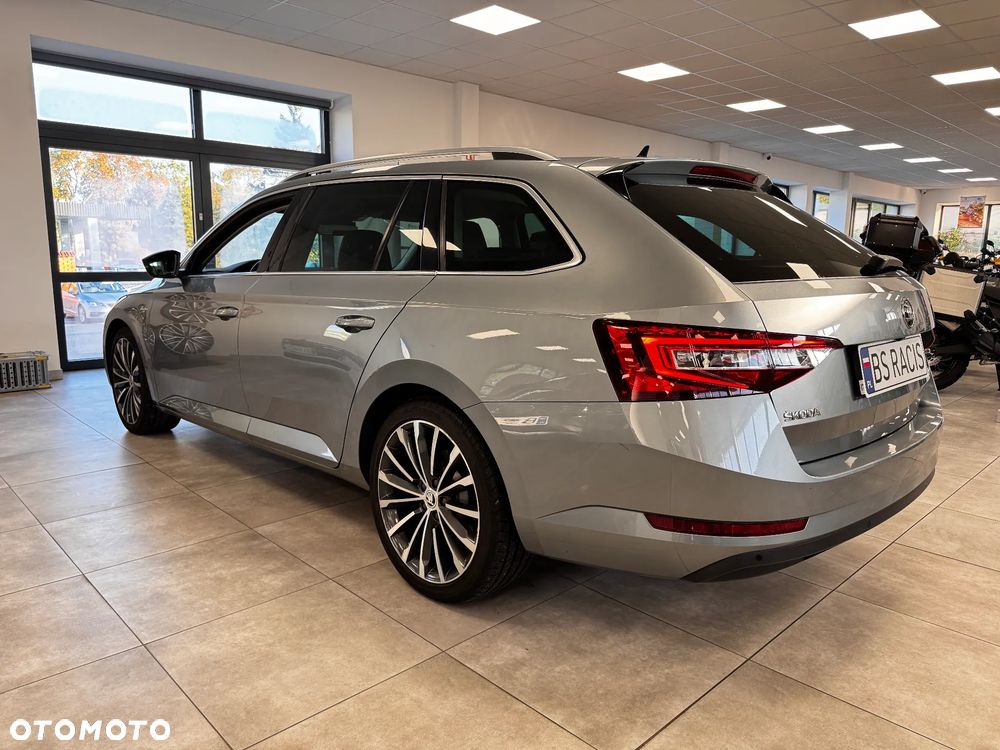 Skoda Superb 2.0 TDI L&K DSG - 22