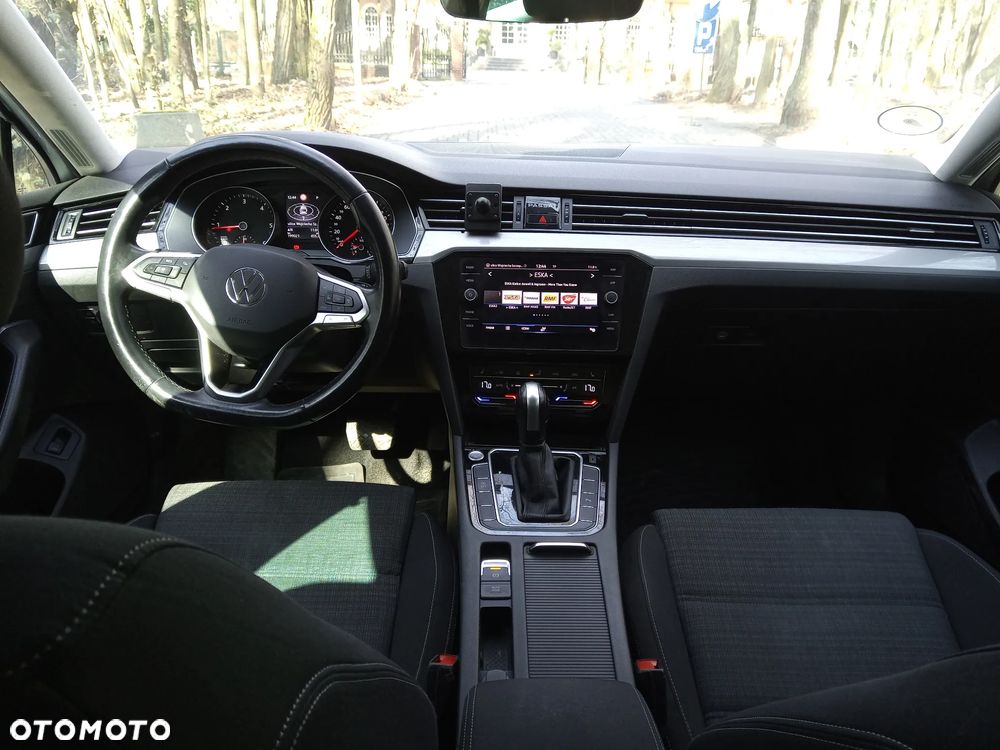 Volkswagen Passat 2.0 TDI SCR DSG Business - 8