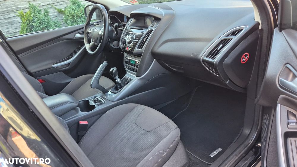 Ford Focus 1.6 Ecoboost Start Stop Titanium - 10