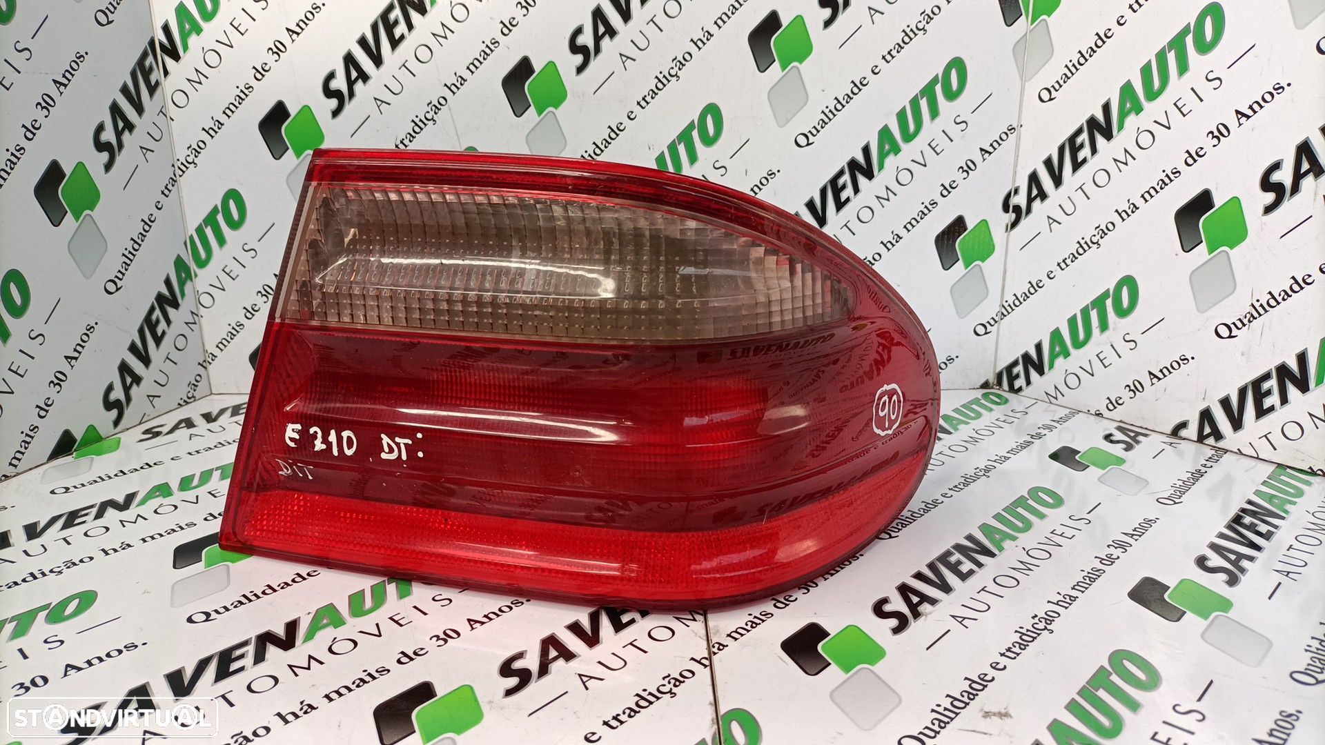 Farolim Dto Mercedes-Benz E-Class (W210) - 1