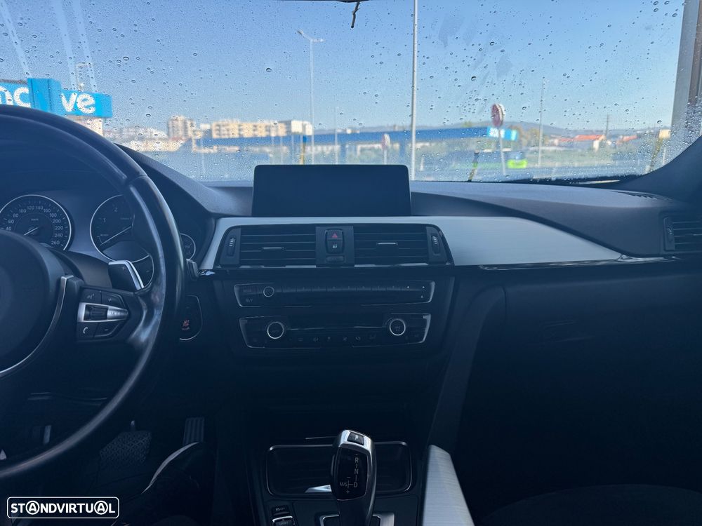 BMW 320 d Auto Pack M - 21