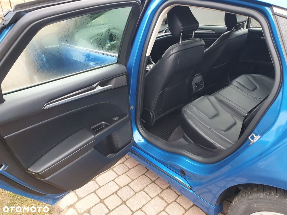 Ford Fusion 2.0 EcoBoost Titanium - 12