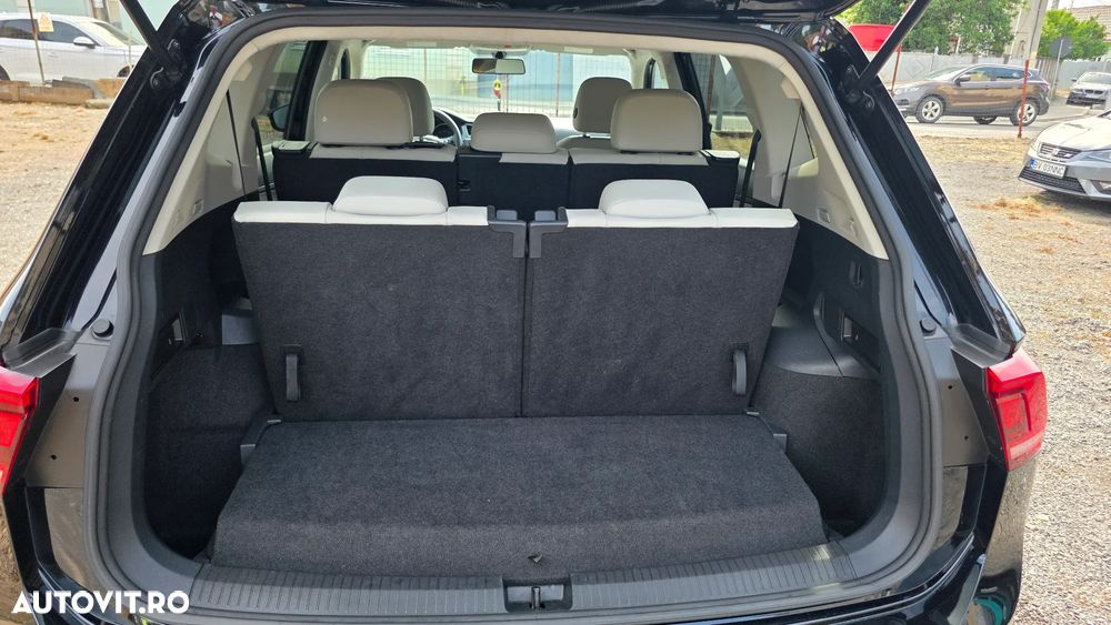 Volkswagen Tiguan - 18