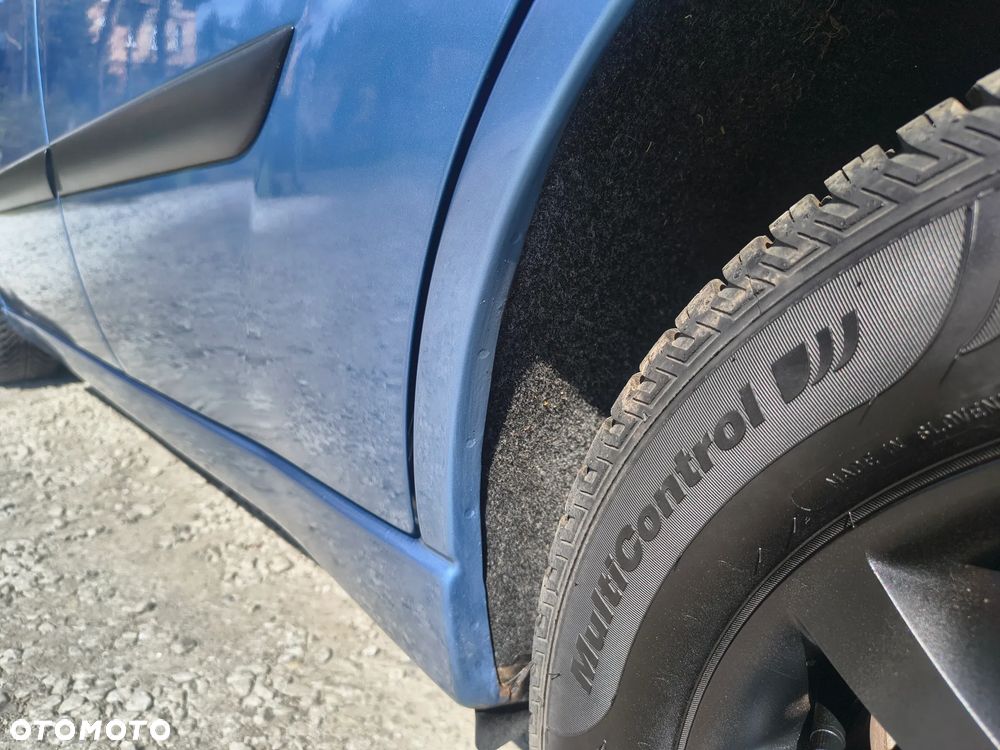 Ford Focus Ambiente - 12