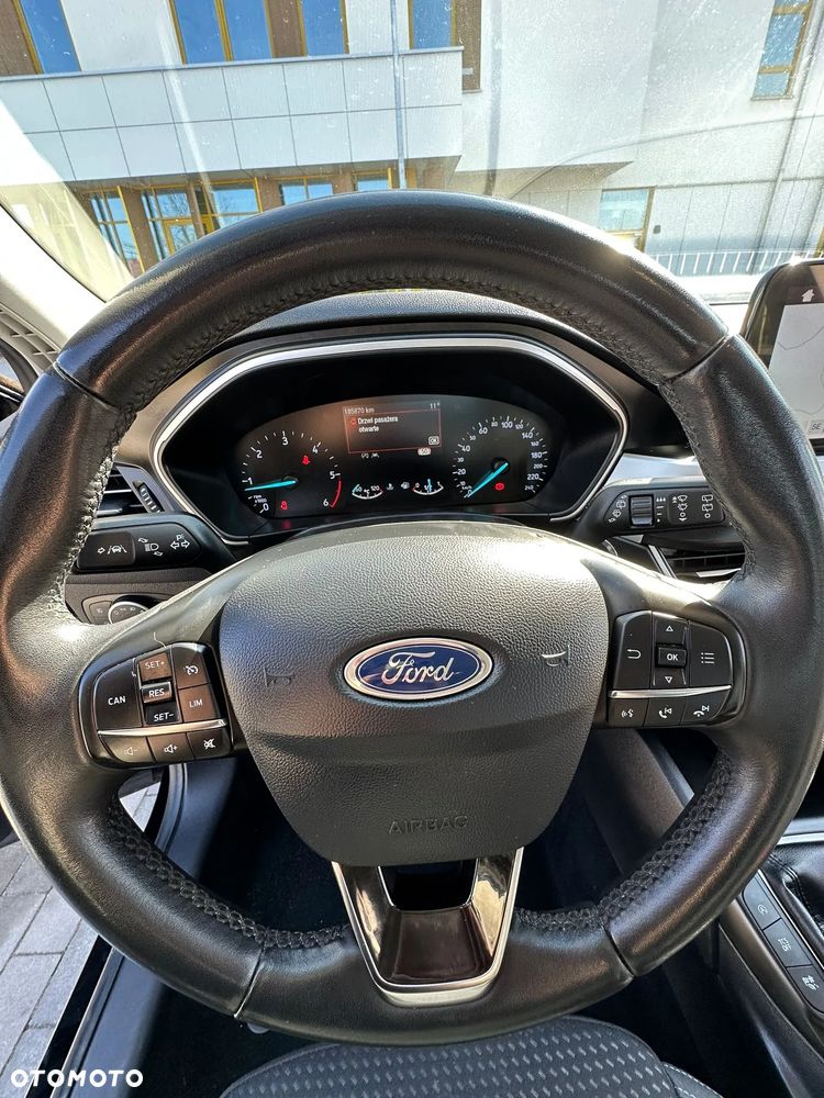 Ford Focus 1.5 EcoBlue STart-Stopp-System TITANIUM - 18