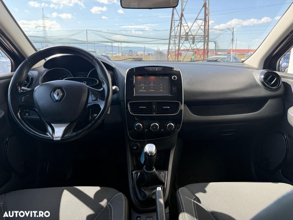 Renault Clio - 19