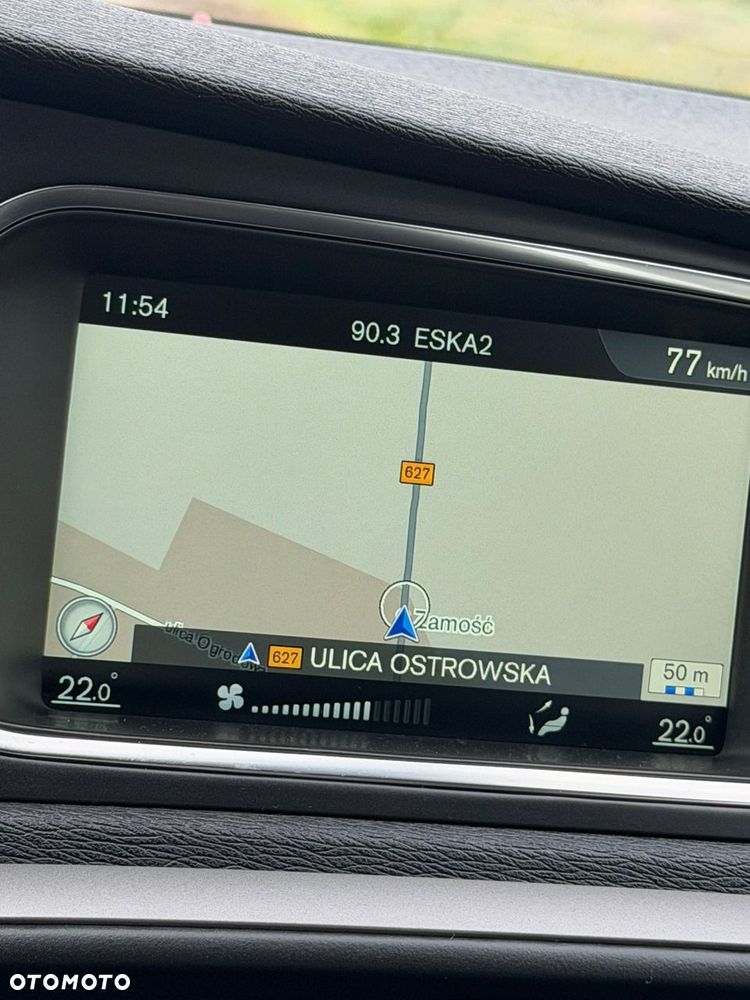 Volvo V40 - 24