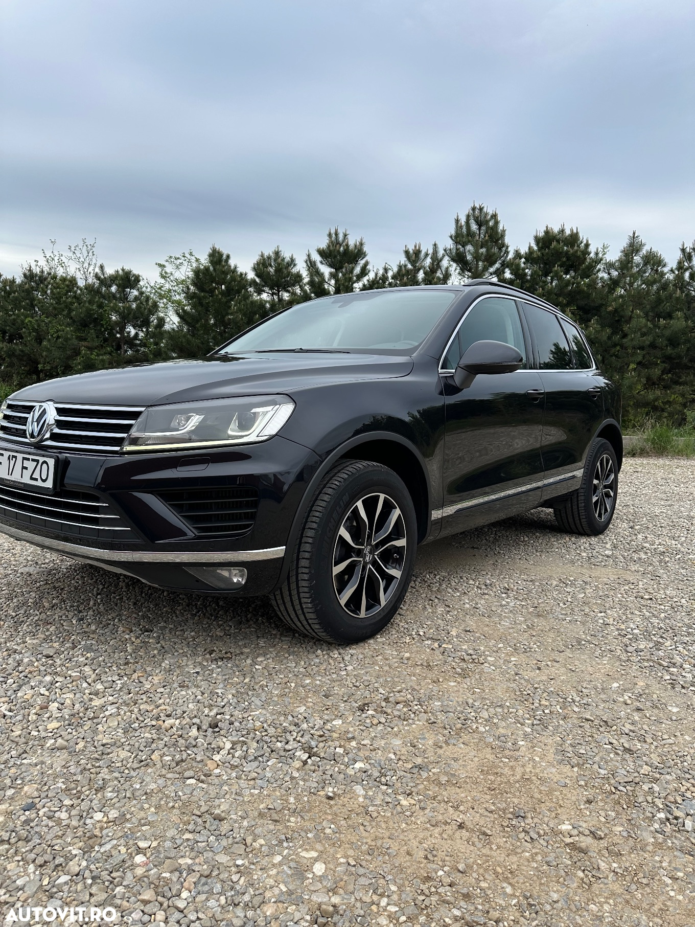 Volkswagen Touareg - 2