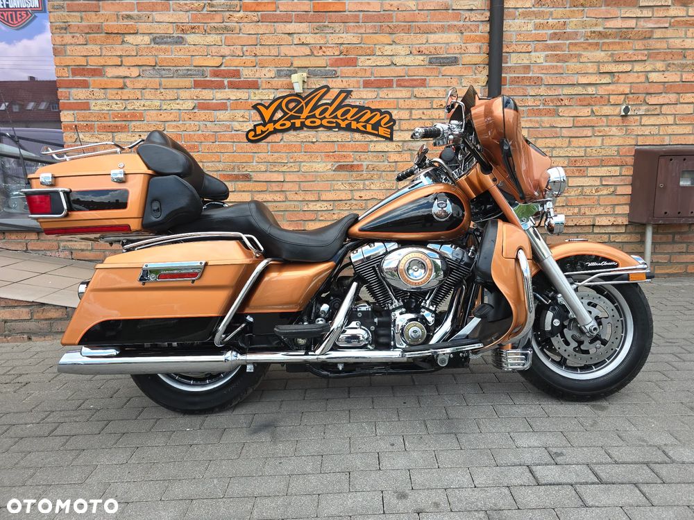 Harley-Davidson FLHTCU Ultra