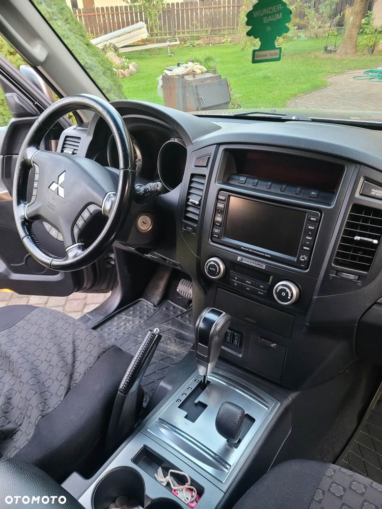 Mitsubishi Pajero 3.2 DID Intense - 11