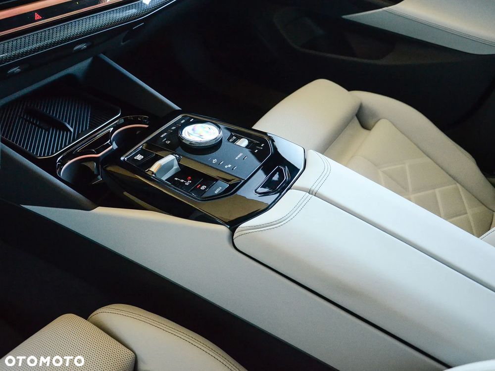 BMW Seria 5 - 18