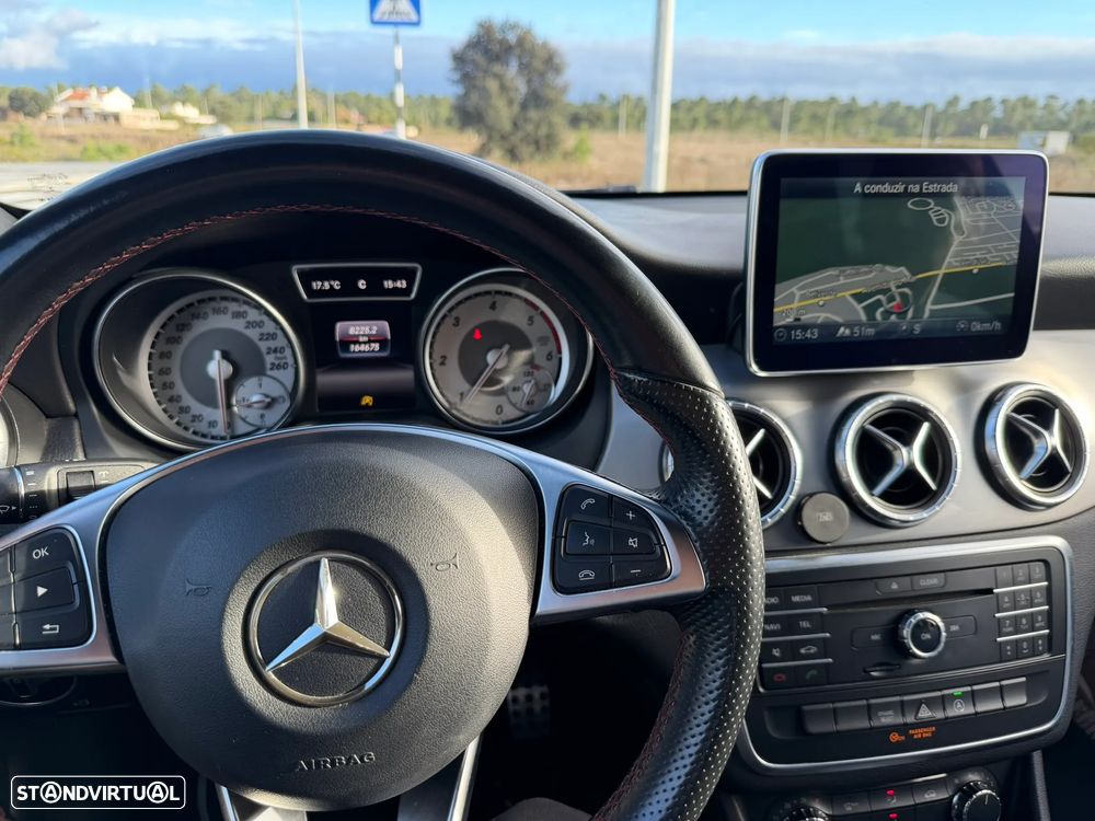 Mercedes-Benz CLA 180 Shooting Brake d AMG Line - 22