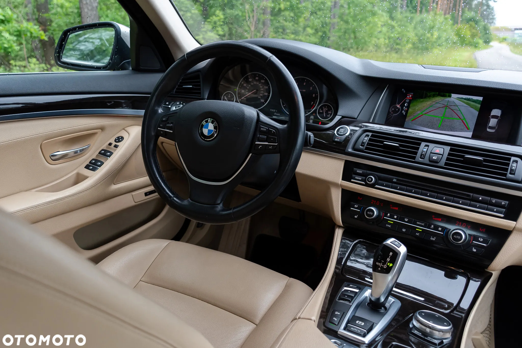 BMW Seria 5 528i Luxury Line - 13