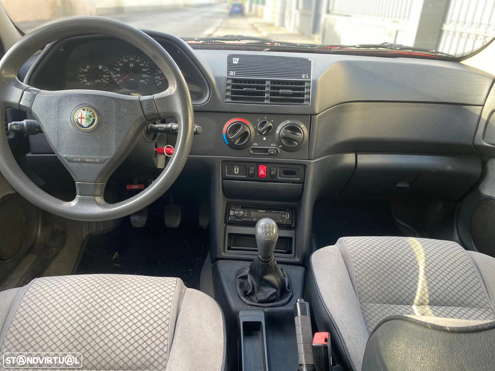 Alfa Romeo 146 1.4 Confort - 14