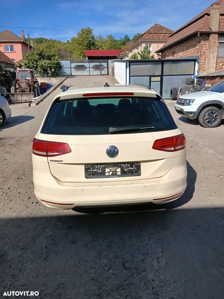 Volkswagen Passat Variant 2.0 TDI DSG Comfortline - 4