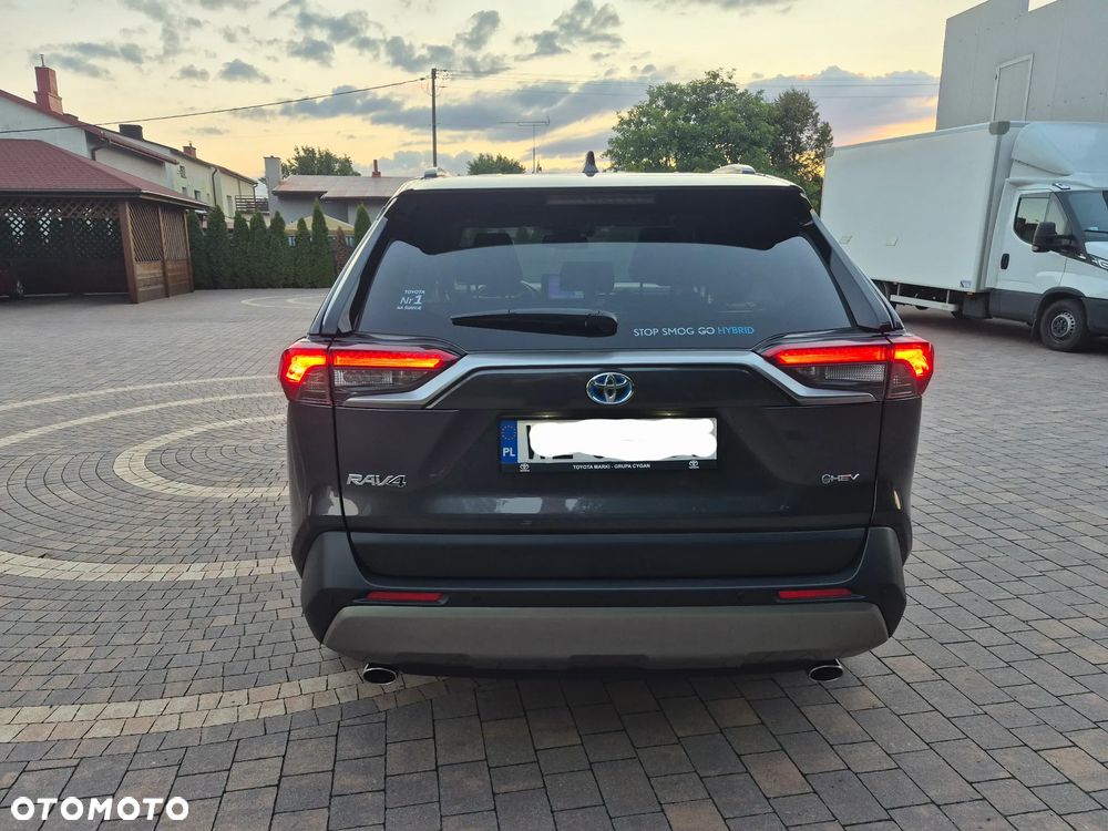 Toyota RAV4 - 5