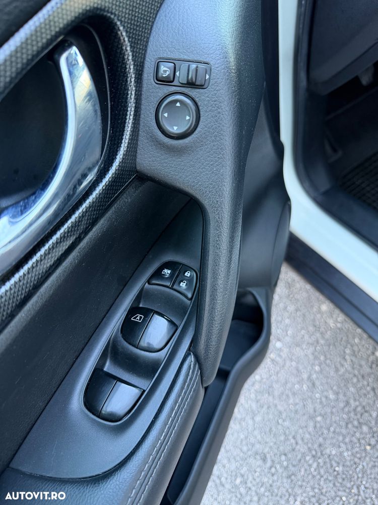 Nissan X-Trail 1.6 dCi Tekna - 17