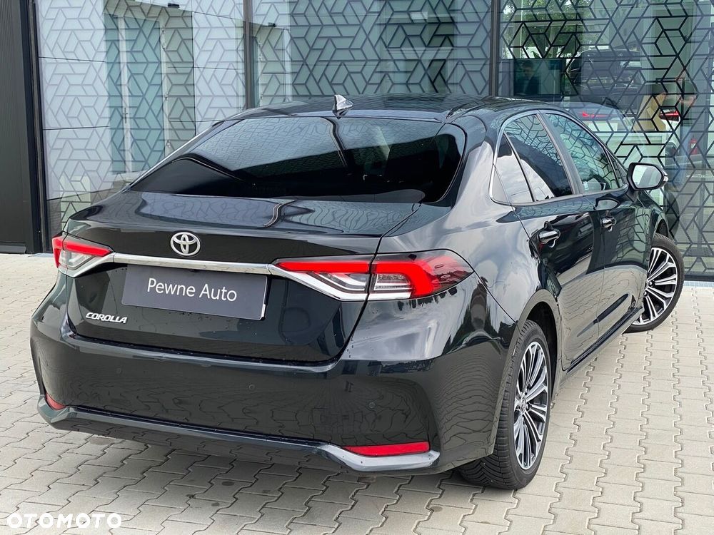 Toyota Corolla - 12