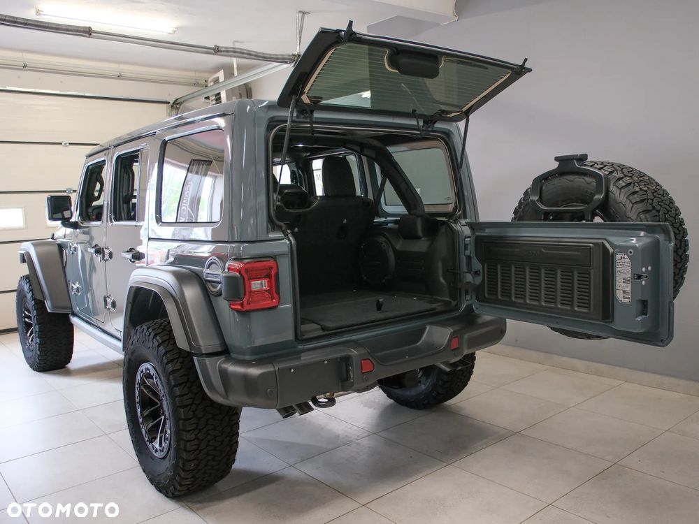 Jeep Wrangler - 7
