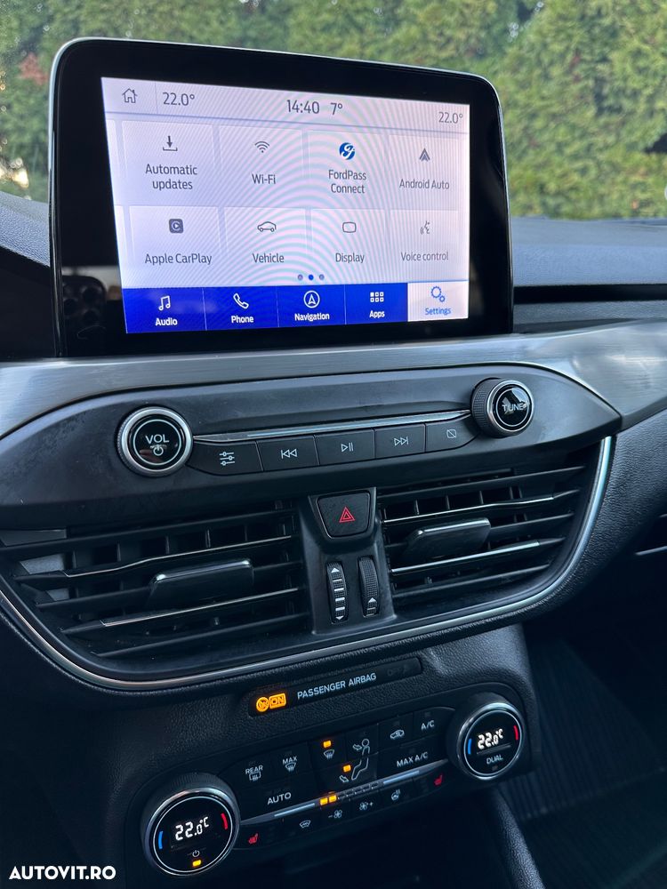 Ford Focus 2.0 EcoBlue Start-Stopp-System TITANIUM X - 27