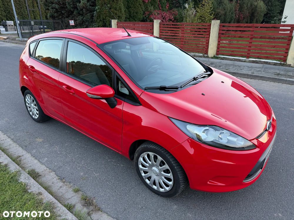 Ford Fiesta 1.25 Champions Edition - 24