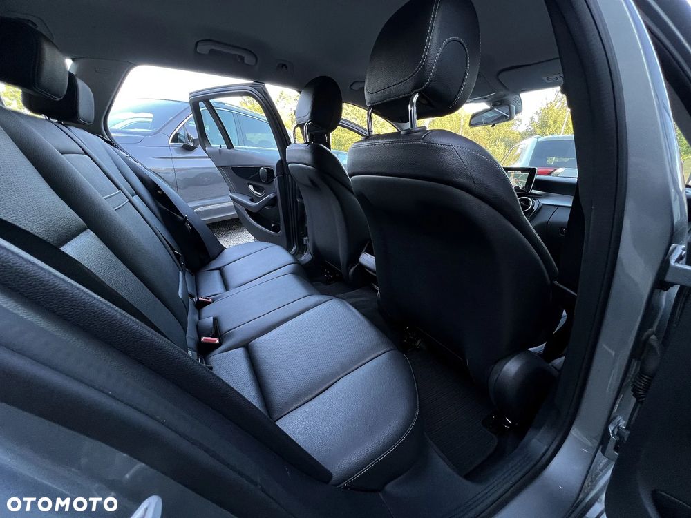 Mercedes-Benz Klasa C 200 (BlueTEC) d T 7G-TRONIC - 17