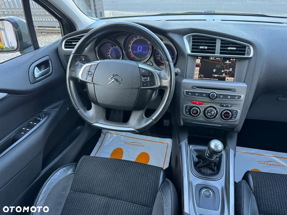 Citroën C4 HDi 150 Exclusive - 17