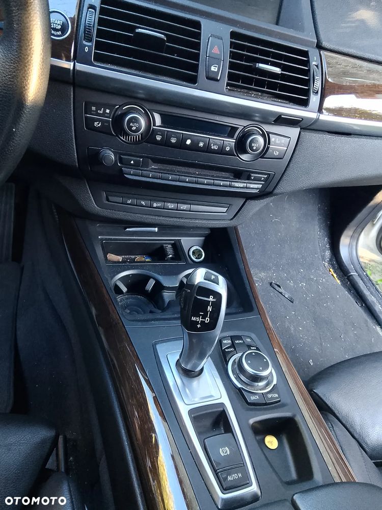 BMW X5 xDrive50i - 5