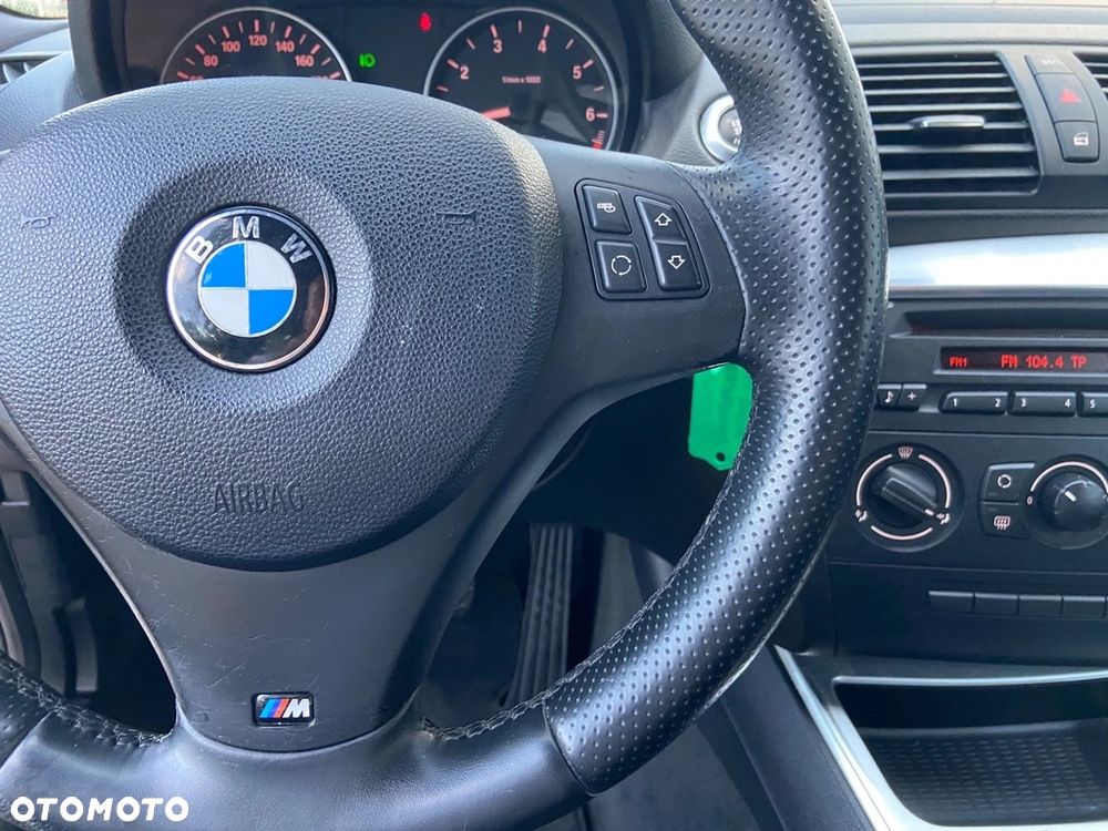 BMW Seria 1 116i - 24