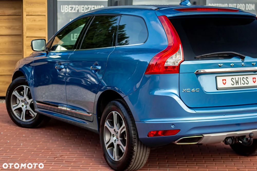 Volvo XC 60 D4 AWD Geartronic Momentum - 9