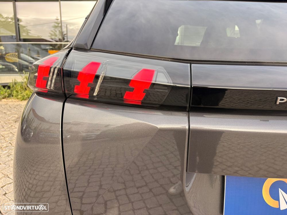 Peugeot 2008 1.5 BlueHDi Allure Pack - 16