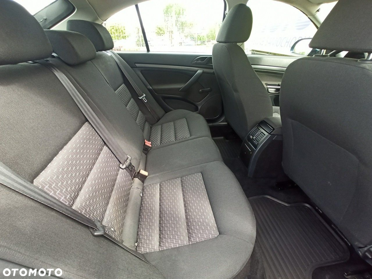 Skoda Octavia 1.6 Ambition - 11