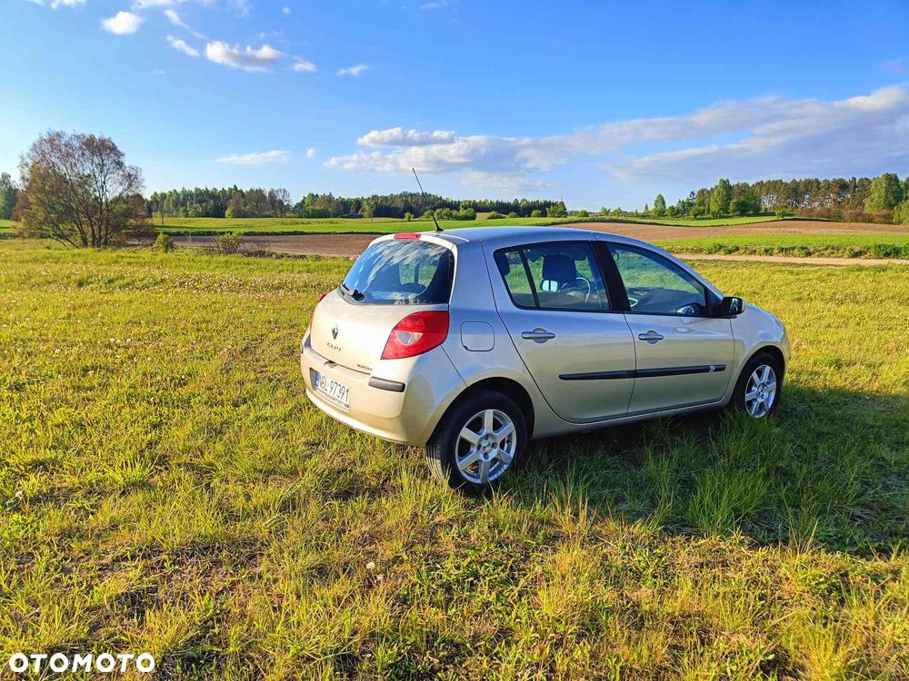 Renault Clio 1.2 16V Dynamique - 5