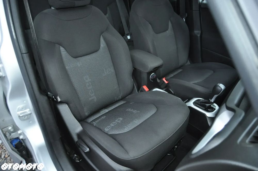 Jeep Renegade 1.4 MultiAir DSG Longitude - 11