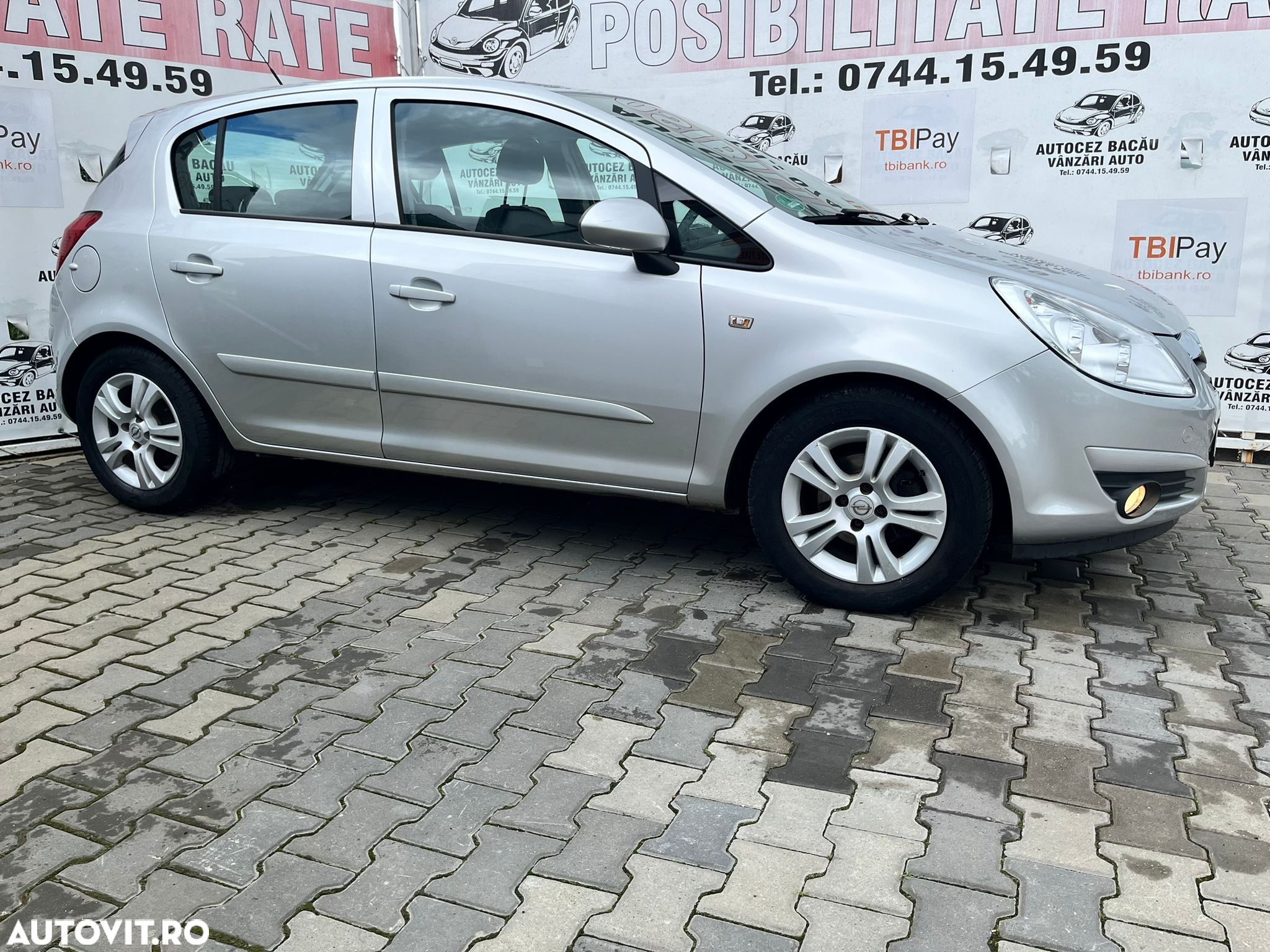 Opel Corsa 1.2i Easytronic Cosmo - 10