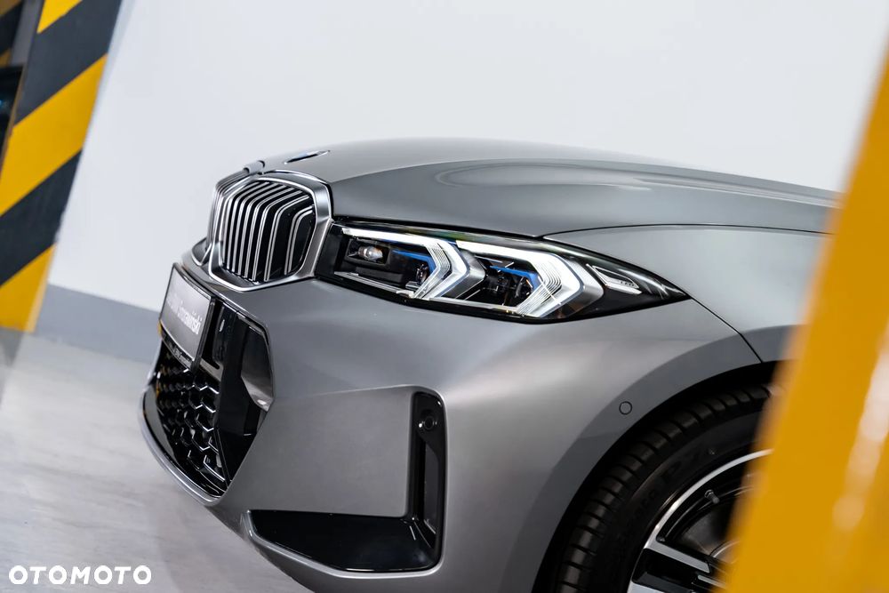 BMW Seria 3 318i M Sport - 16