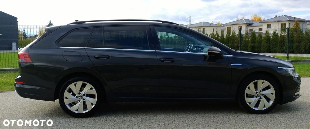 Volkswagen Golf 1.5 eTSI EVO Style DSG - 4