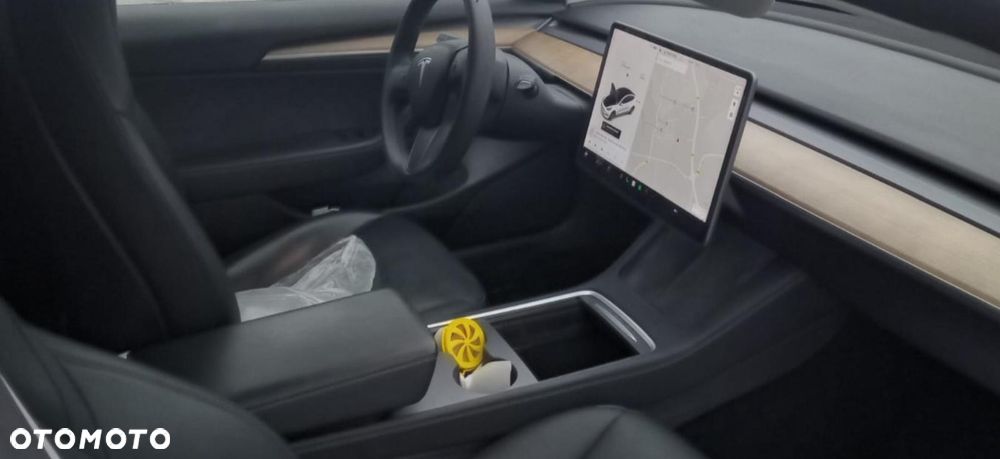 Tesla Model 3 Standard Range Plus - 6