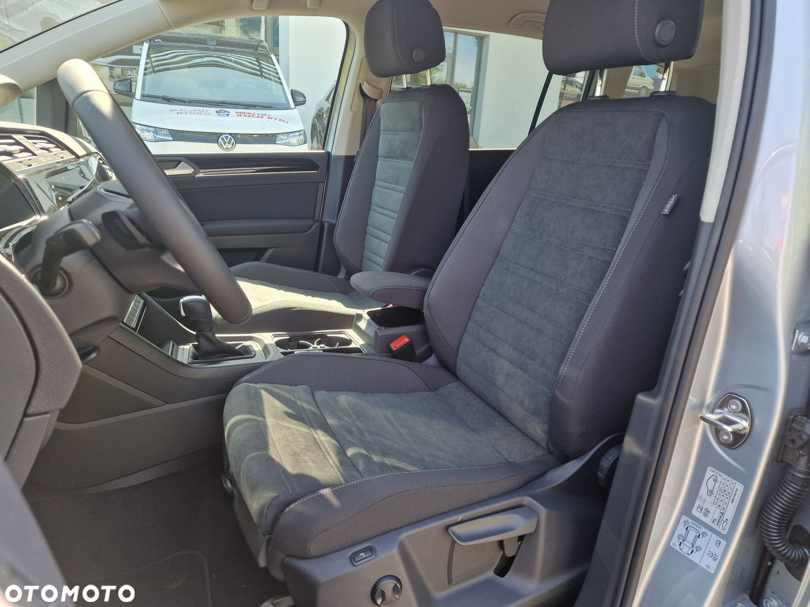 Volkswagen Touran 1.5 TSI EVO Comfortline DSG - 12