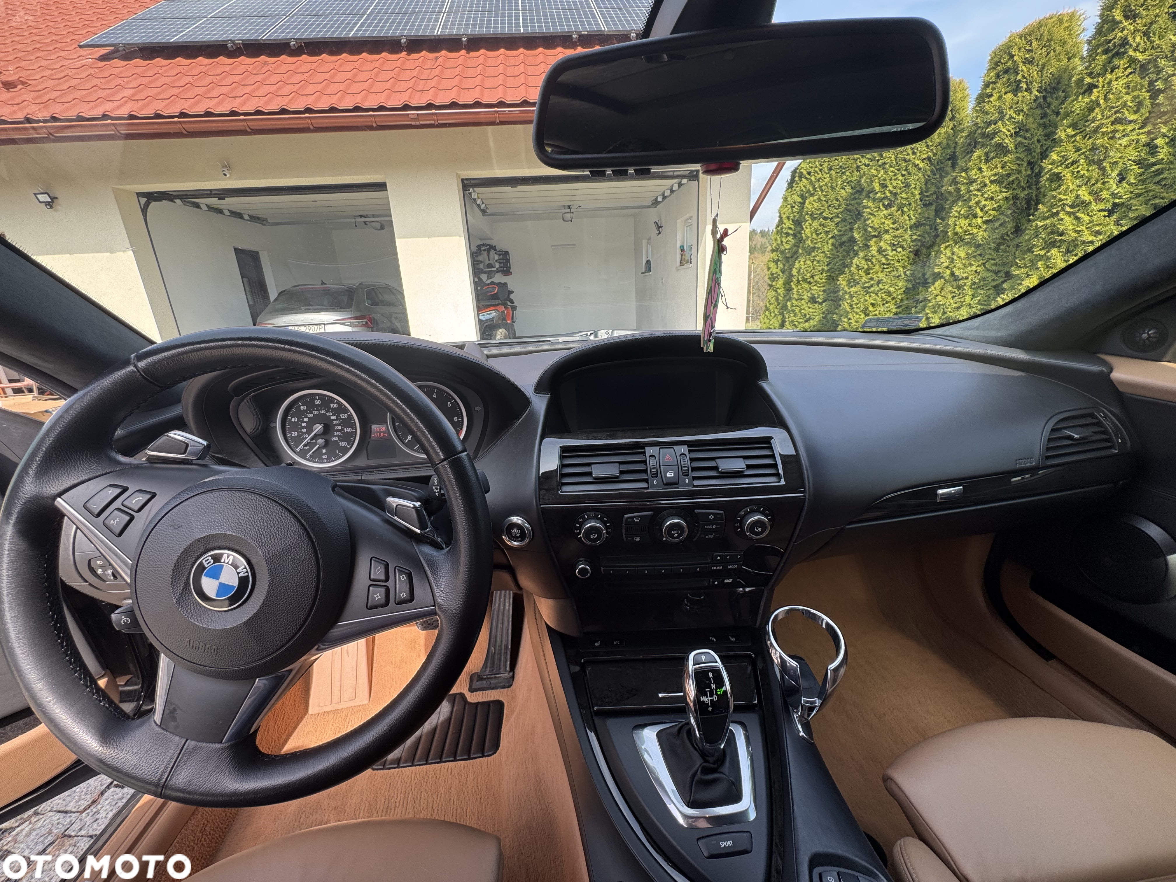 BMW Seria 6 650 i - 12