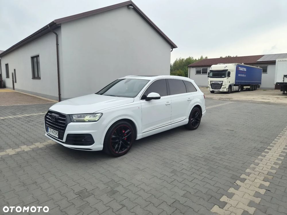 Audi Q7 - 4