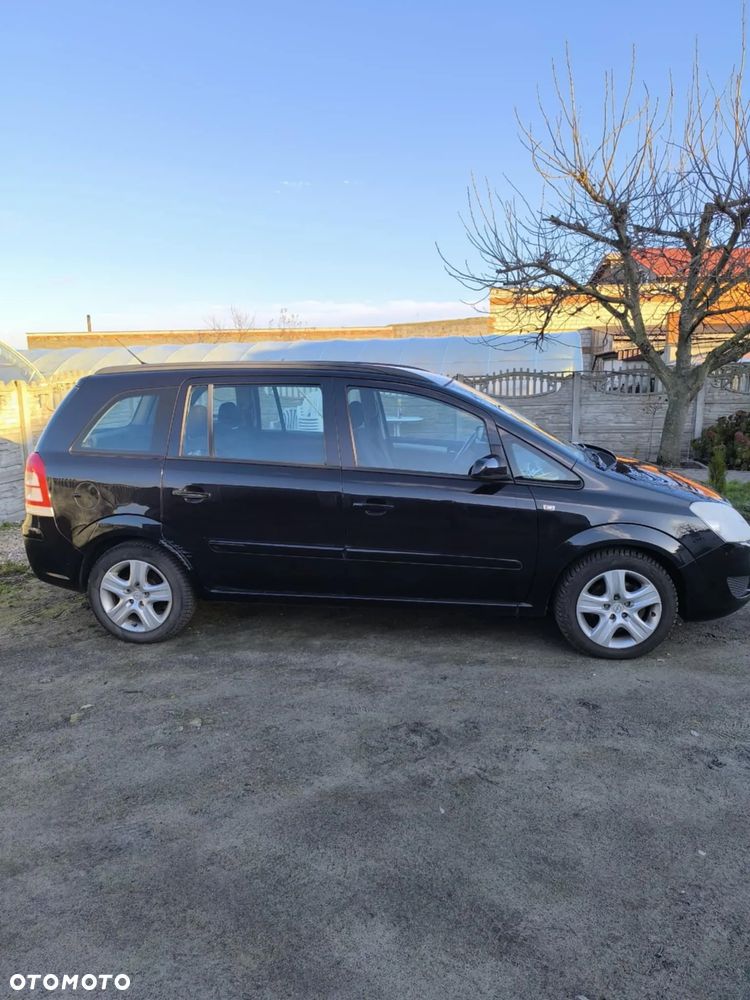 Opel Zafira - 7