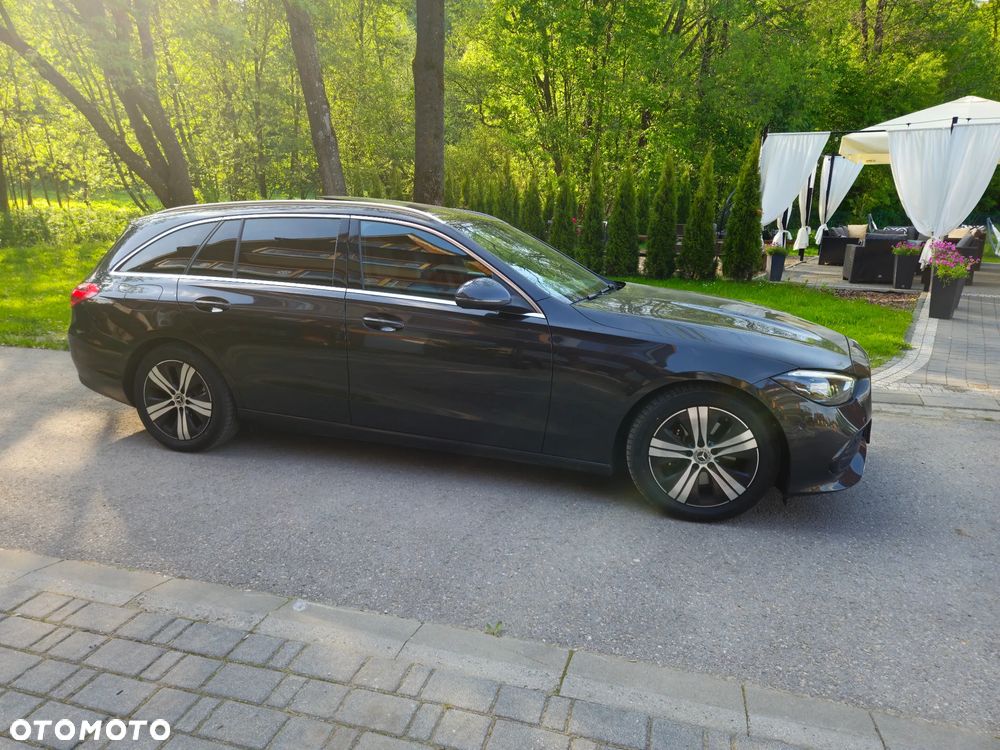 Mercedes-Benz Klasa C 220 d mHEV - 17