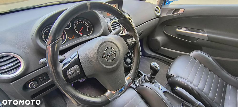 Opel Corsa 1.6 Turbo OPC - 6