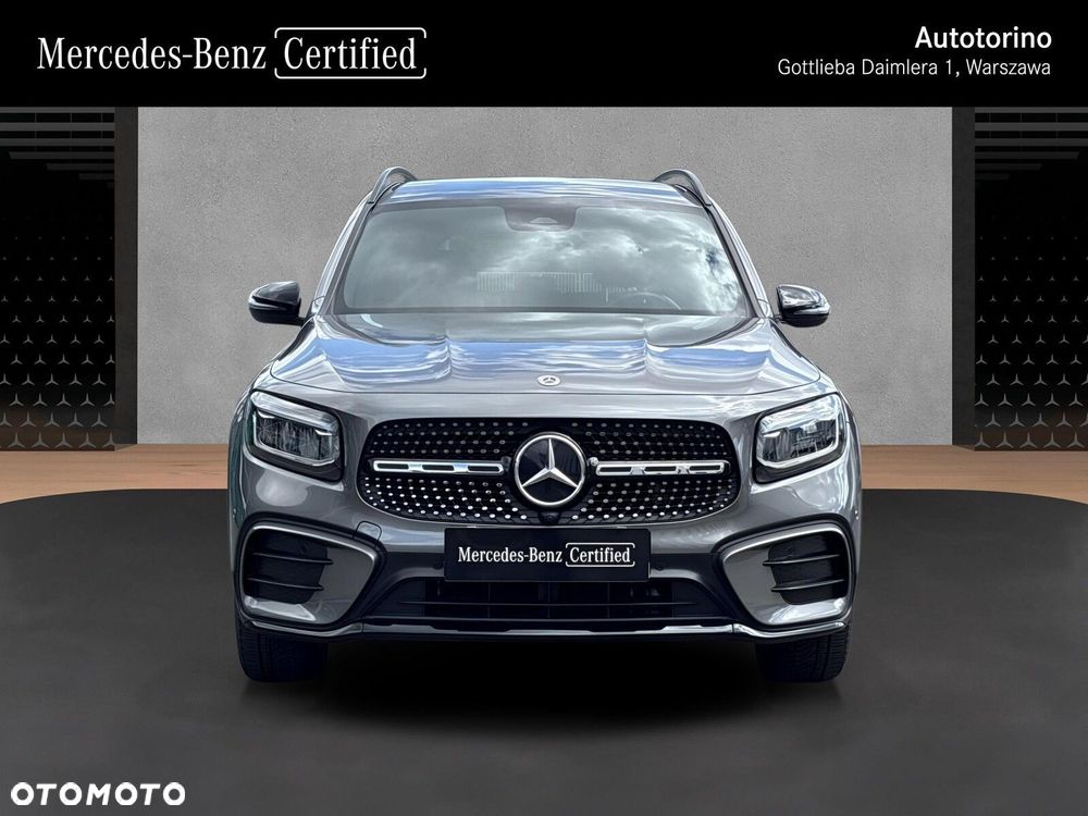 Mercedes-Benz GLB - 9