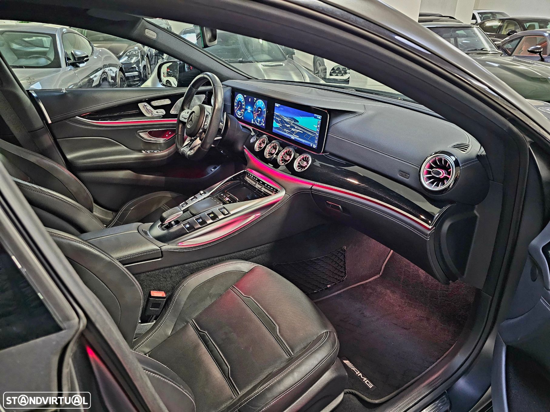 Mercedes-Benz AMG GT 63 4Matic+ - 12