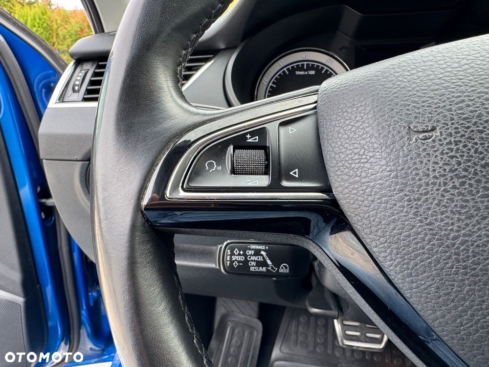 Skoda Octavia Combi 1.8 TSI 4x4 DSG Scout - 17