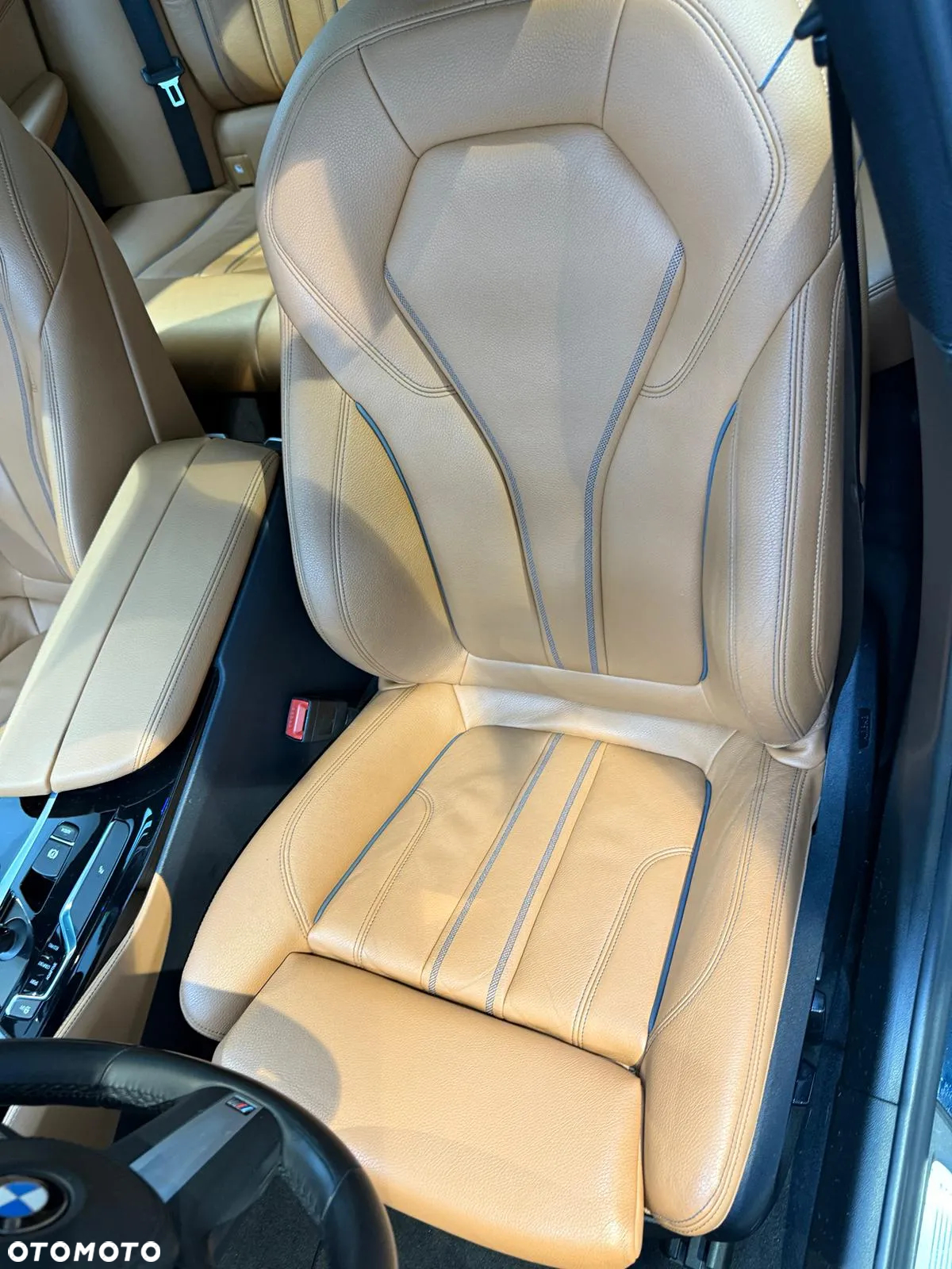 BMW Seria 5 520d xDrive Touring M Sport Edition - 17